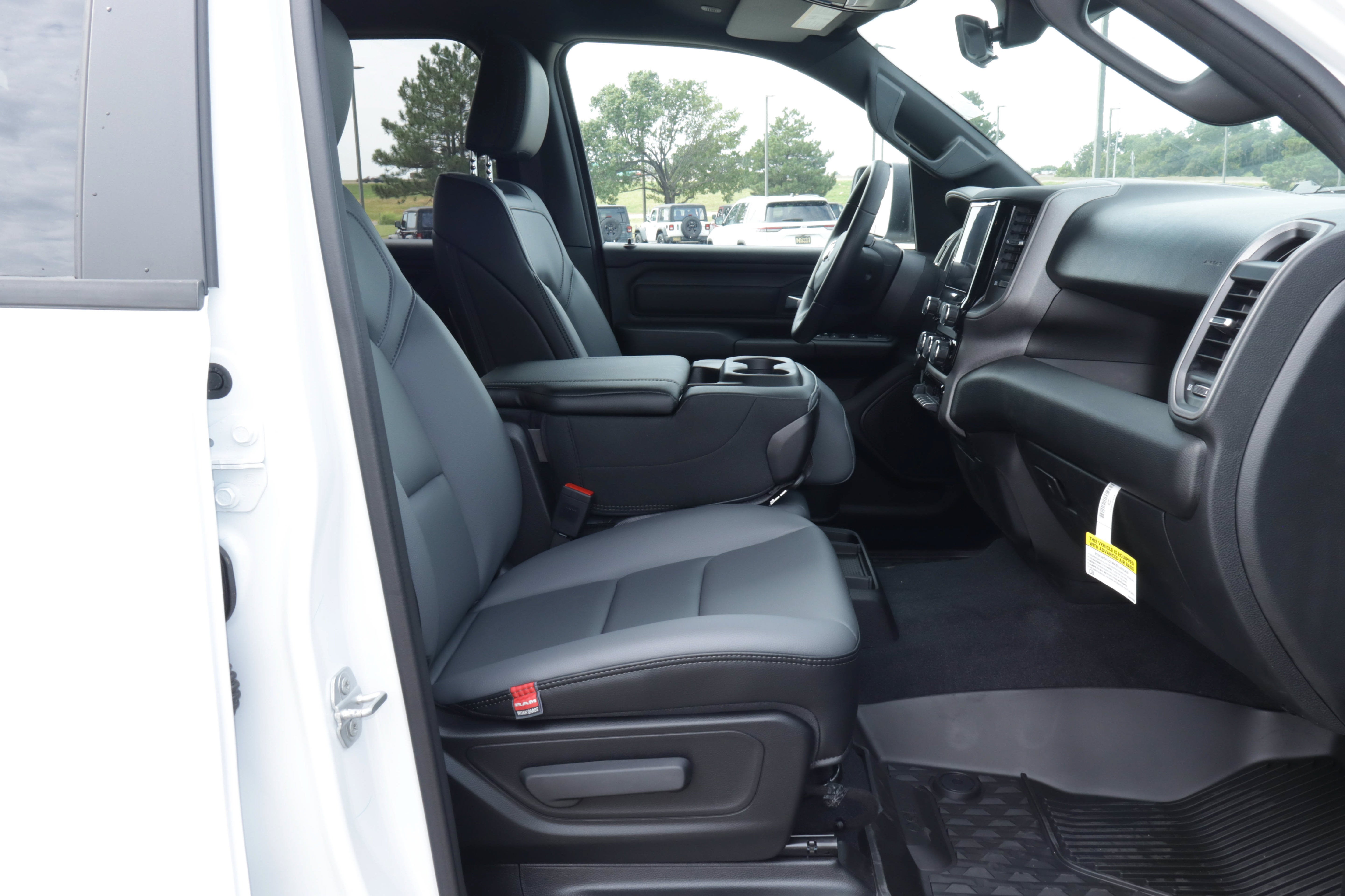 2026 RAM 1500 Tradesman 4x2 Crew Cab 5'7 Box