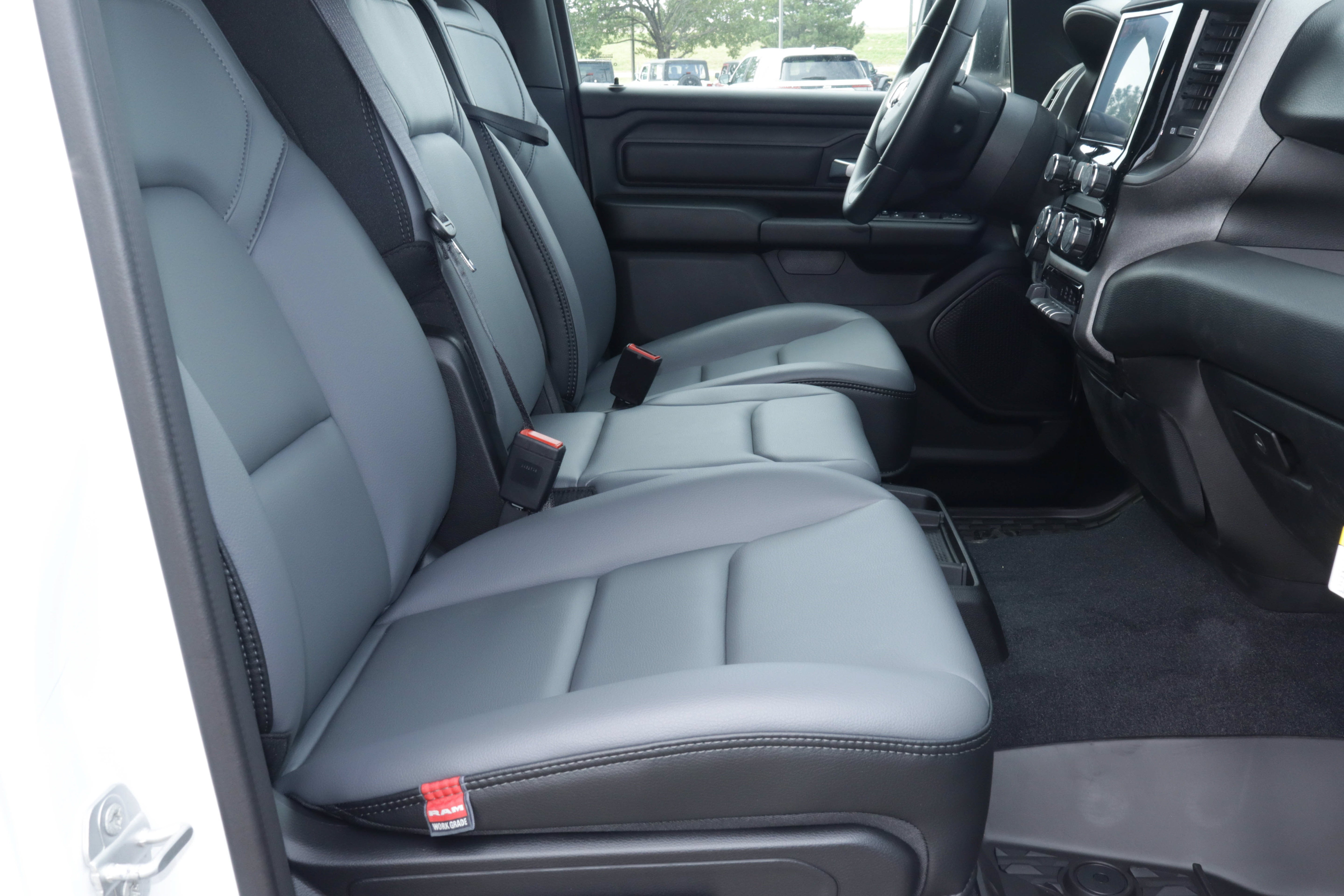 2026 RAM 1500 Tradesman 4x2 Crew Cab 5'7 Box