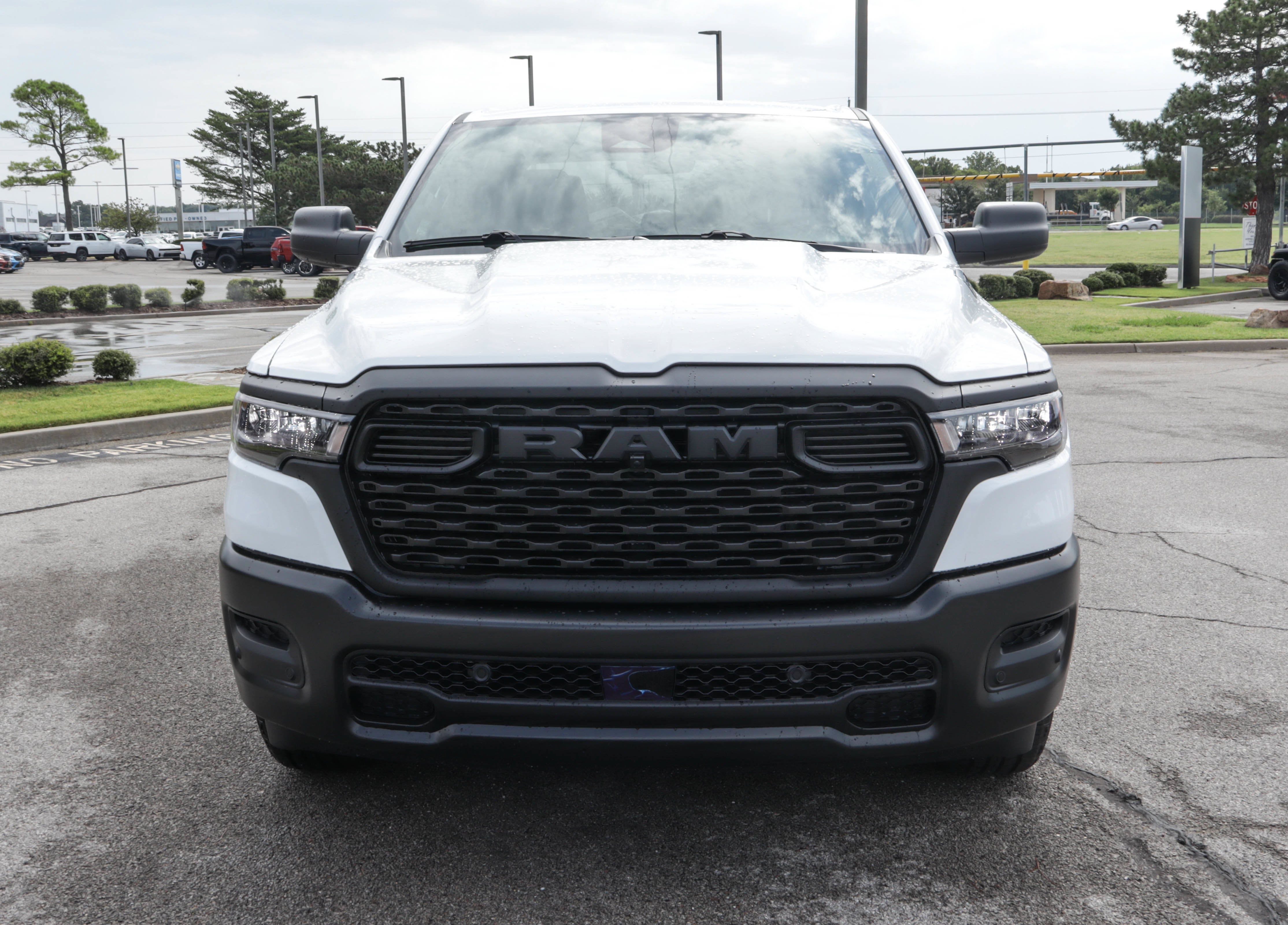 2026 RAM 1500 Tradesman 4x2 Crew Cab 5'7 Box