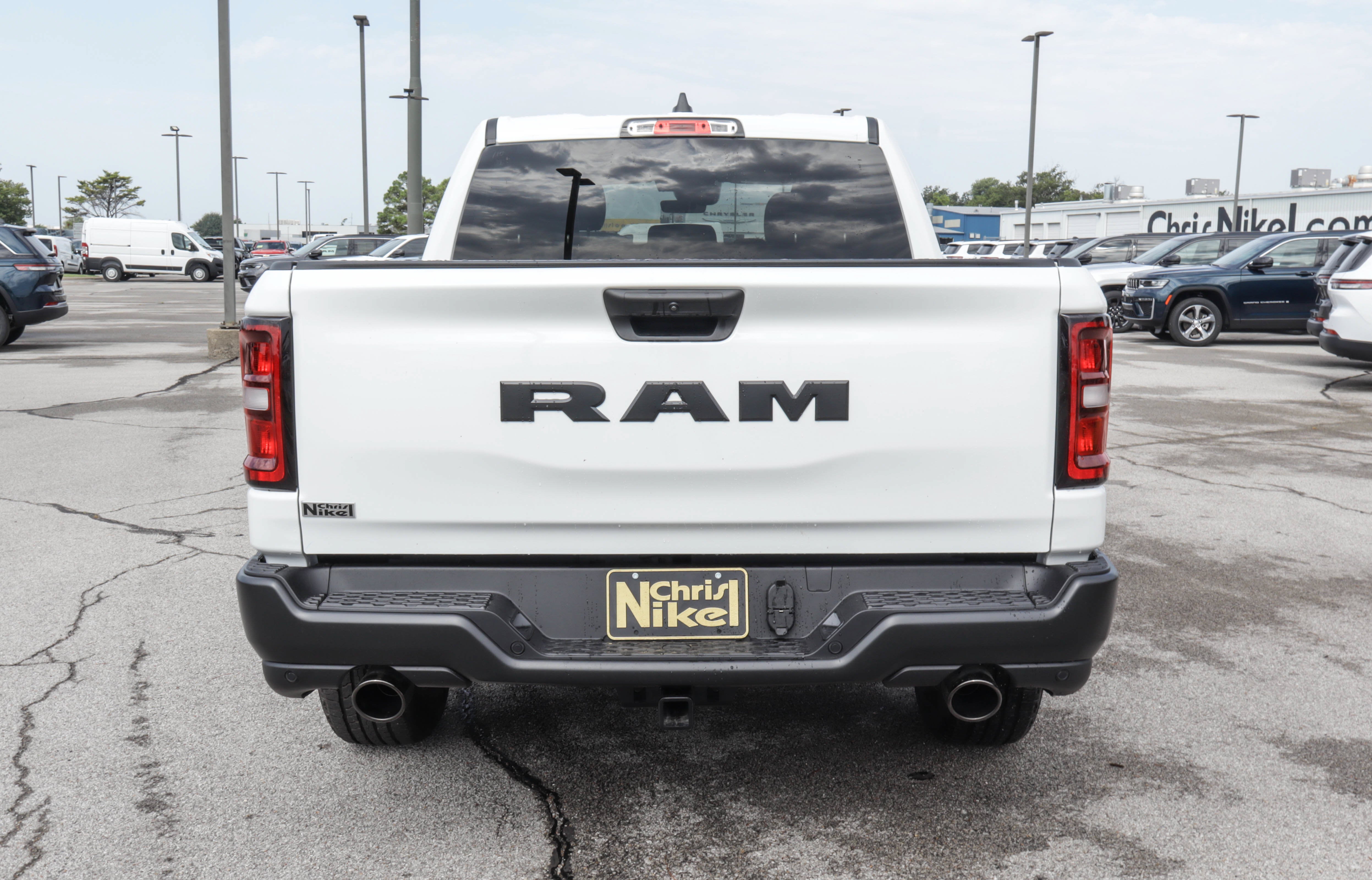 2026 RAM 1500 Tradesman 4x2 Crew Cab 5'7 Box
