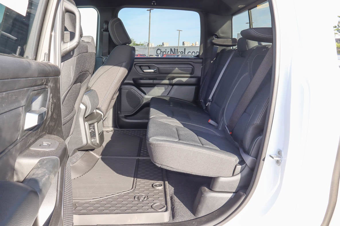 2026 RAM 1500 Tradesman 4x4 Crew Cab 5'7 Box
