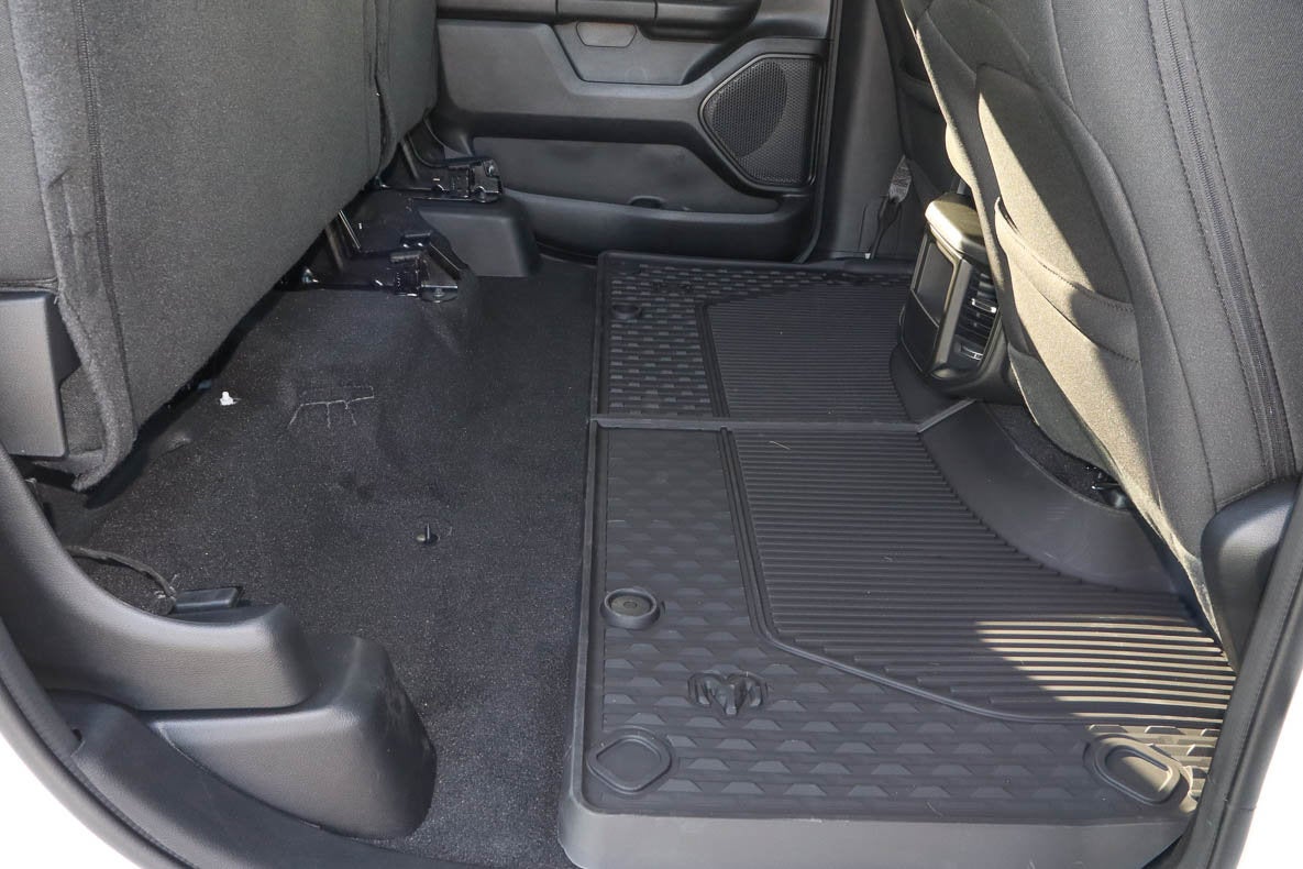 2026 RAM 1500 Tradesman 4x4 Crew Cab 5'7 Box