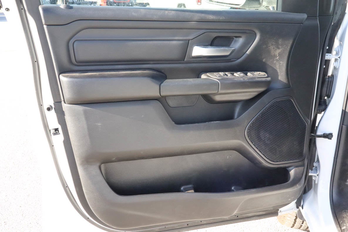 2026 RAM 1500 Tradesman 4x4 Crew Cab 5'7 Box