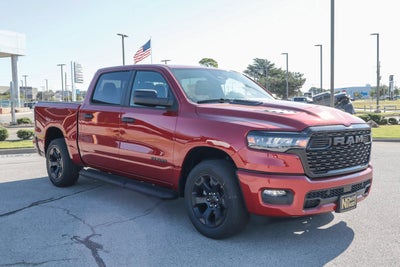 2026 RAM 1500 Express 4x4 Crew Cab 5'7 Box