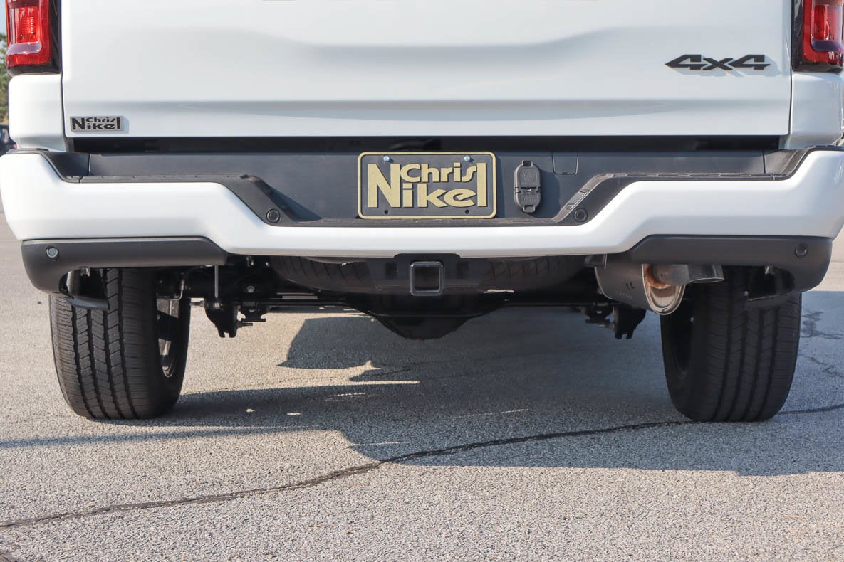 2026 RAM 1500 Express 4x4 Crew Cab 5'7 Box