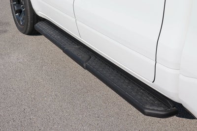 2026 RAM 1500 Express 4x4 Crew Cab 5'7 Box