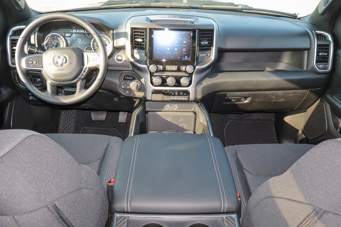 2026 RAM 1500 Express 4x4 Crew Cab 5'7 Box