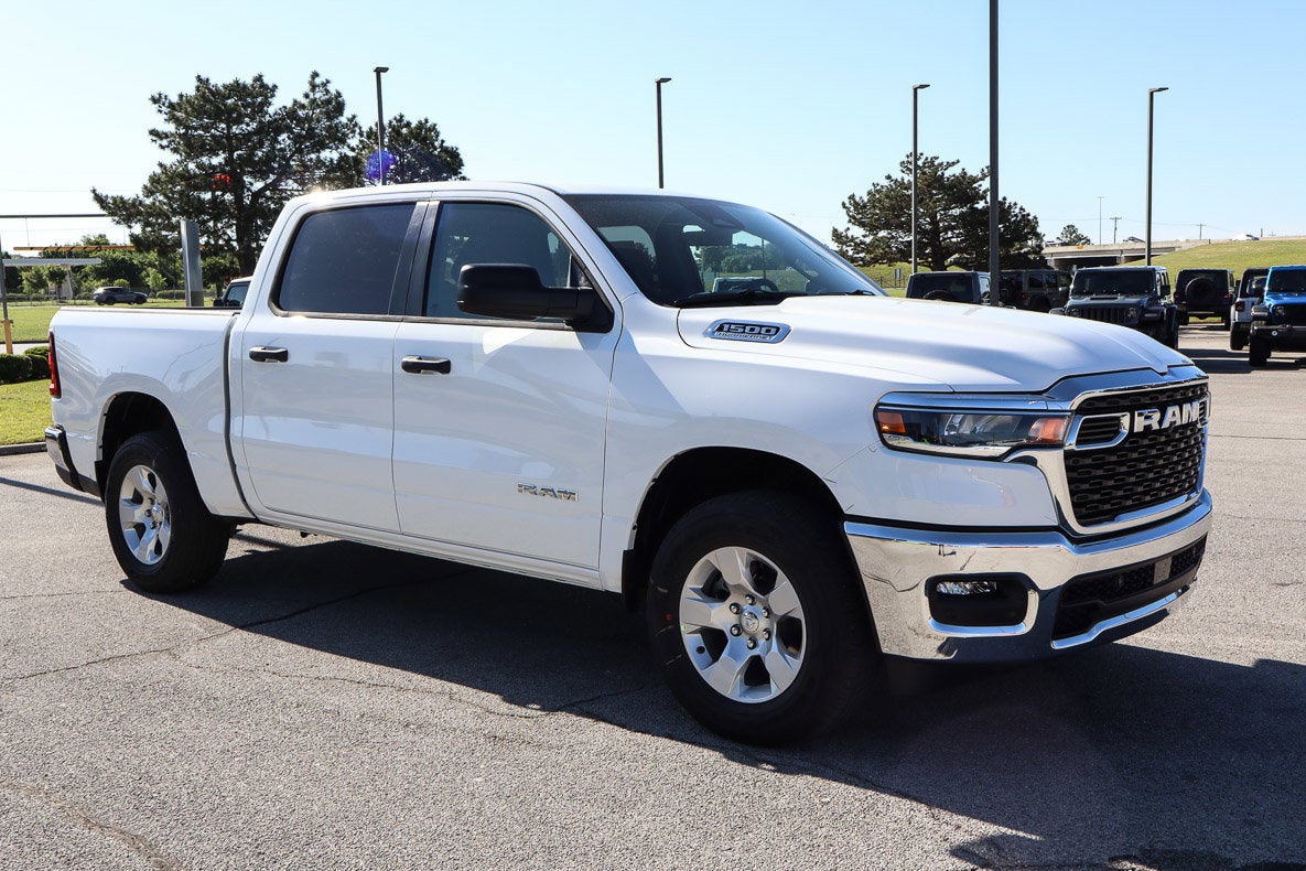 2026 RAM 1500 Big Horn 4x4 Crew Cab 5'7 Box