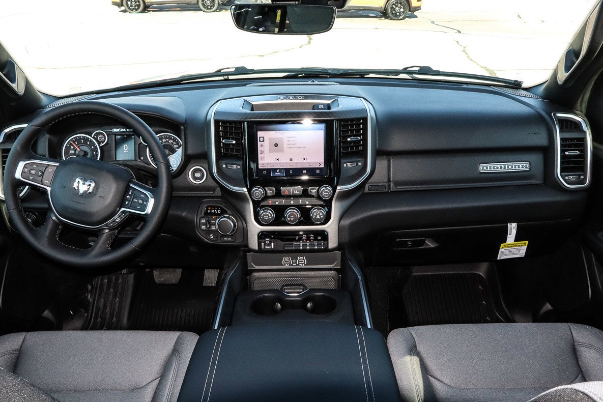 2026 RAM 1500 Big Horn 4x4 Crew Cab 5'7 Box