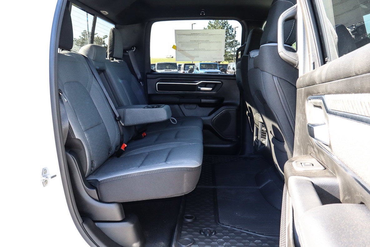2026 RAM 1500 Big Horn 4x4 Crew Cab 5'7 Box