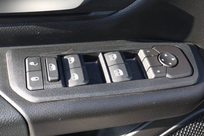 2026 RAM 1500 Express 4x4 Crew Cab 5'7 Box
