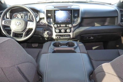2026 RAM 1500 Express 4x4 Crew Cab 5'7 Box