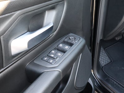 2026 RAM 1500 Express 4x4 Crew Cab 5'7 Box