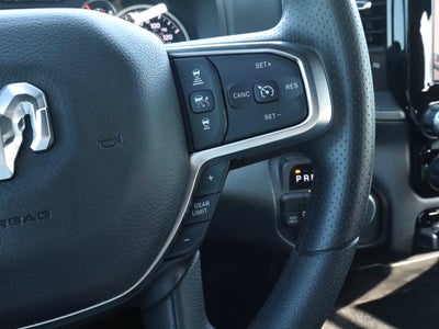 2026 RAM 1500 Express 4x4 Crew Cab 5'7 Box