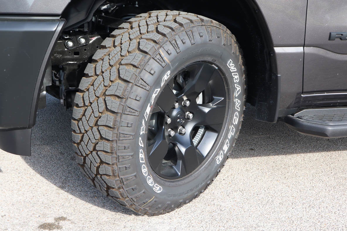 2026 RAM 1500 Warlock 4x4 Crew Cab 5'7 Box