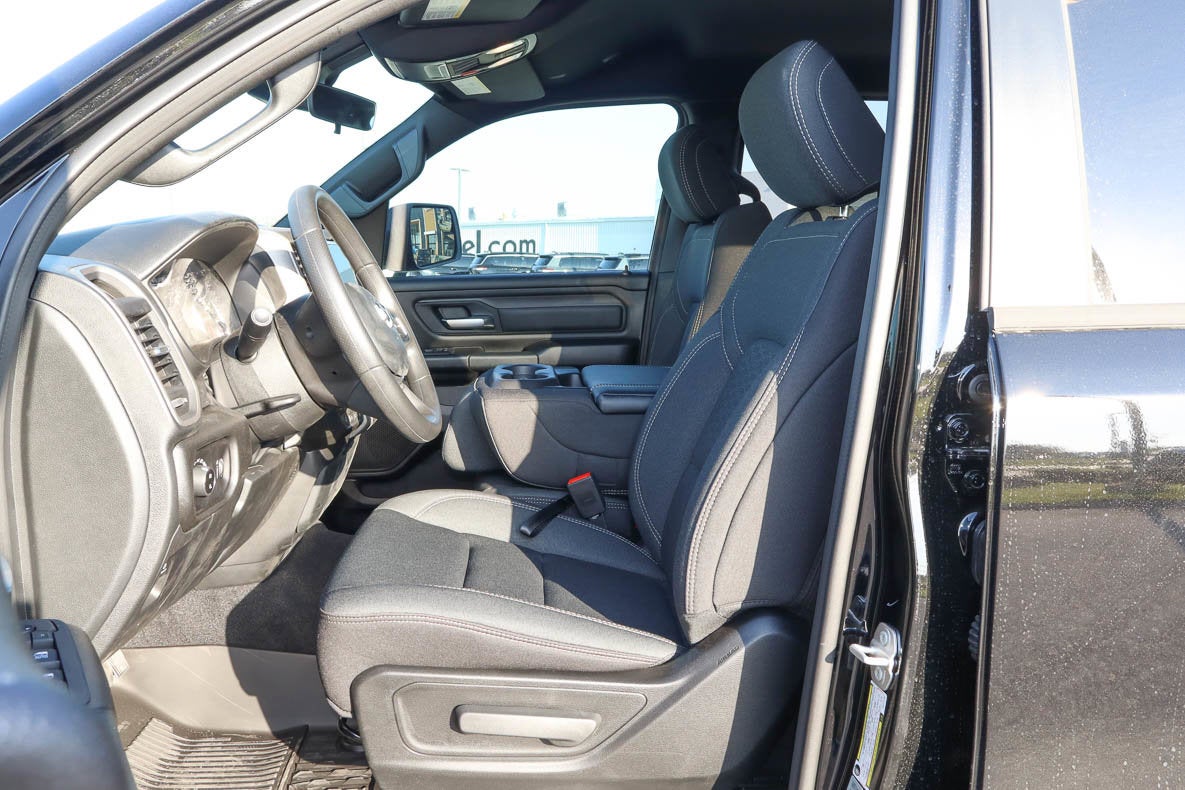 2026 RAM 1500 Warlock 4x4 Crew Cab 5'7 Box