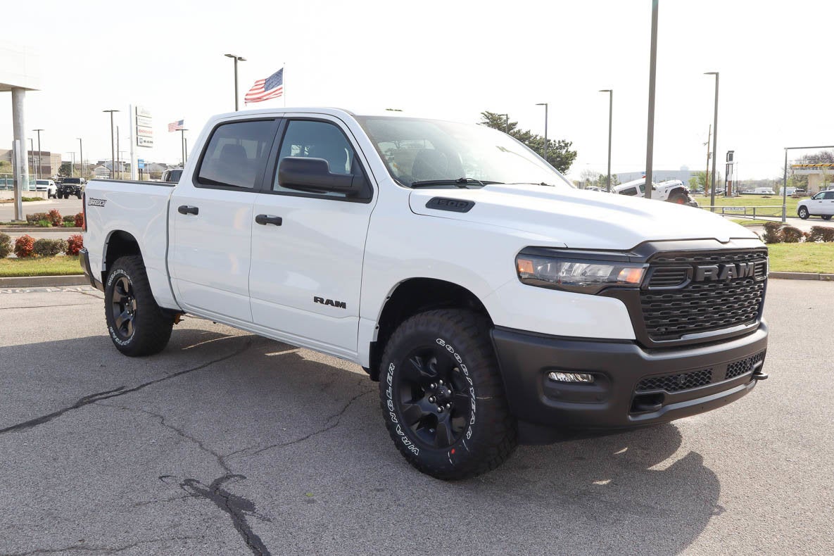 2026 RAM 1500 Warlock 4x4 Crew Cab 5'7 Box