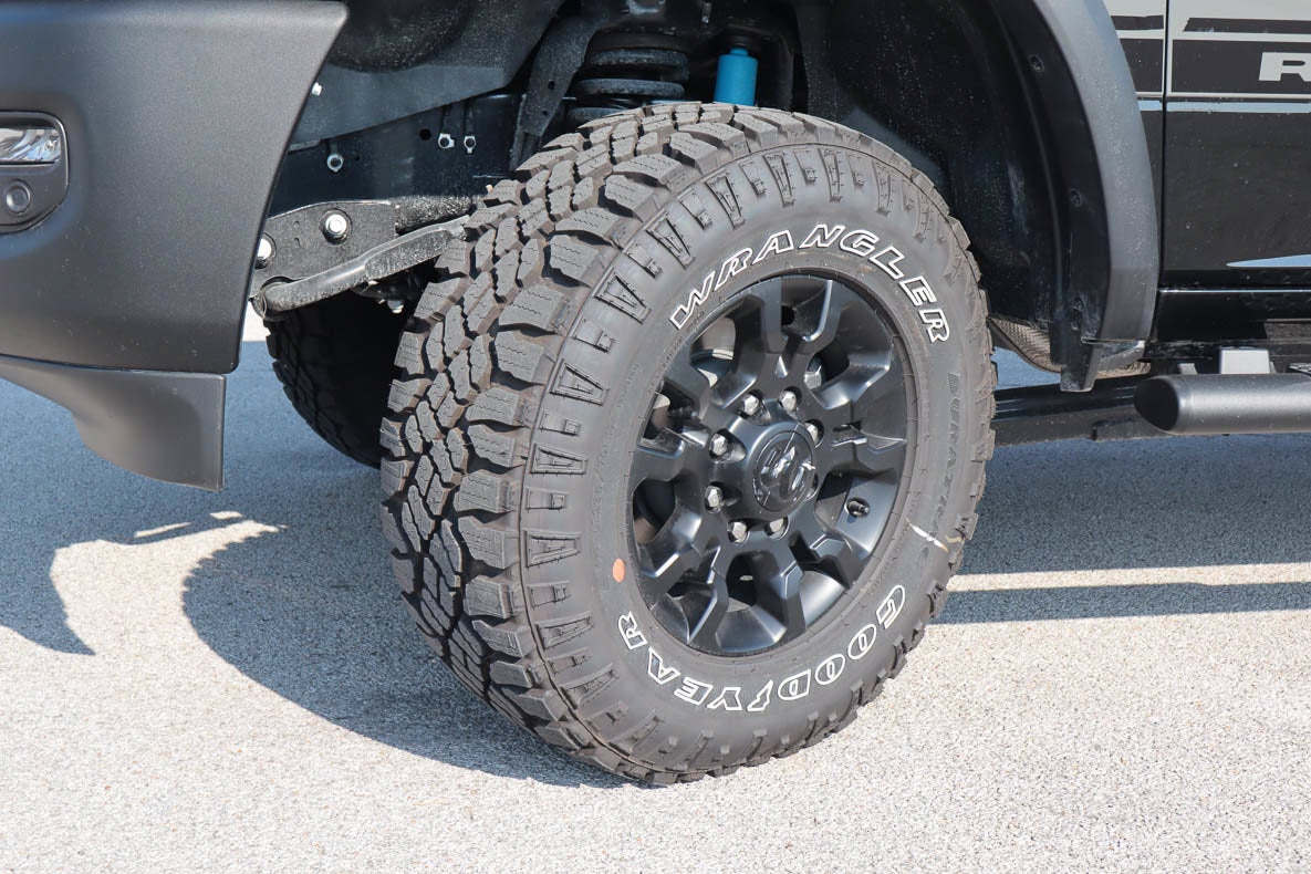 2027 RAM 2500 Power Wagon Hemi 4x4 Crew Cab 6'4 Box