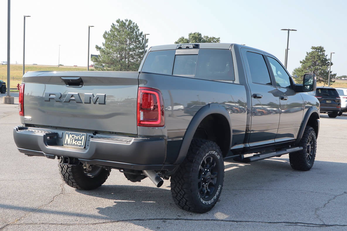 2027 RAM 2500 Power Wagon Hemi 4x4 Crew Cab 6'4 Box