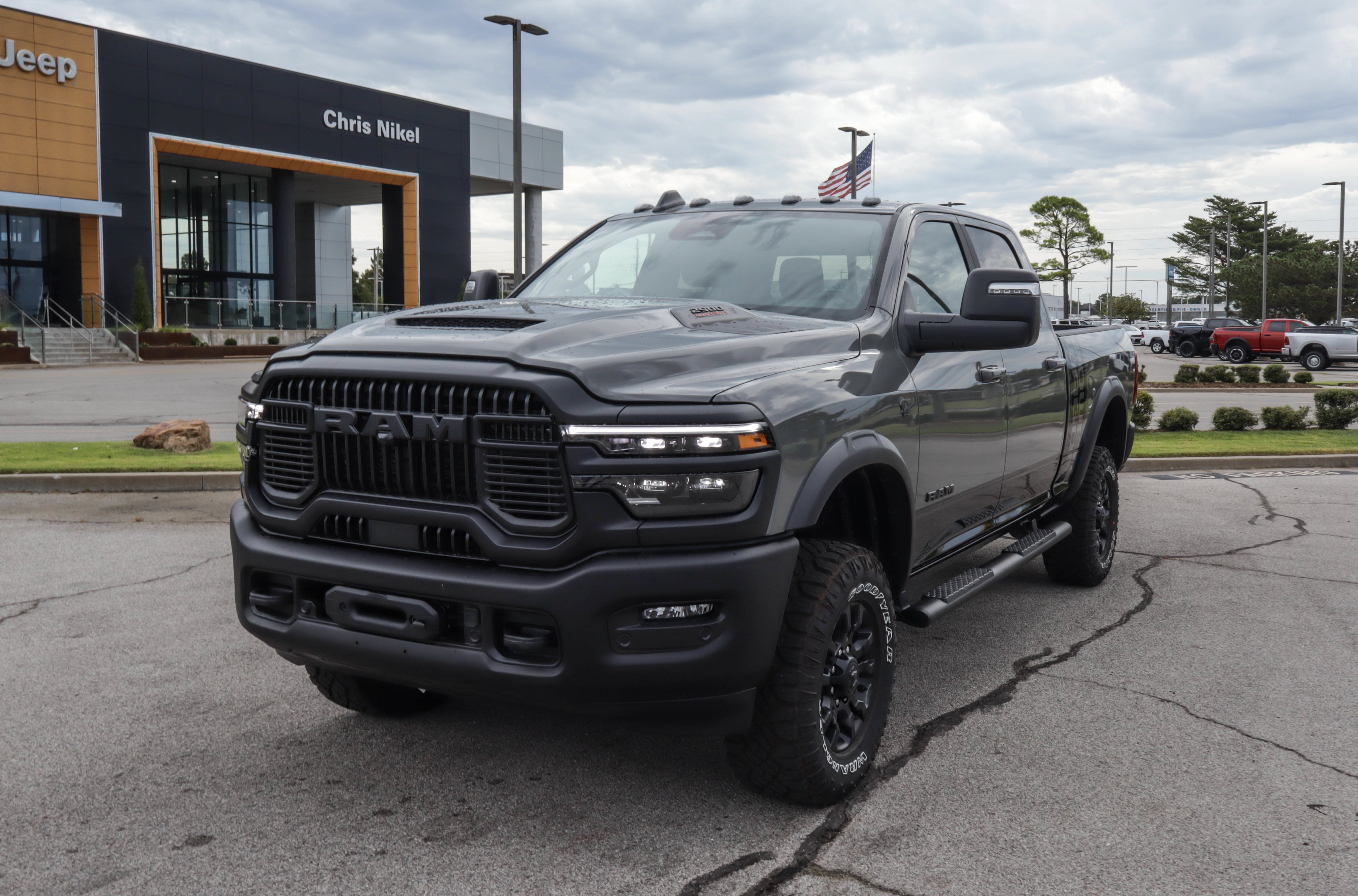 2027 RAM 2500 Power Wagon Hemi 4x4 Crew Cab 6'4 Box