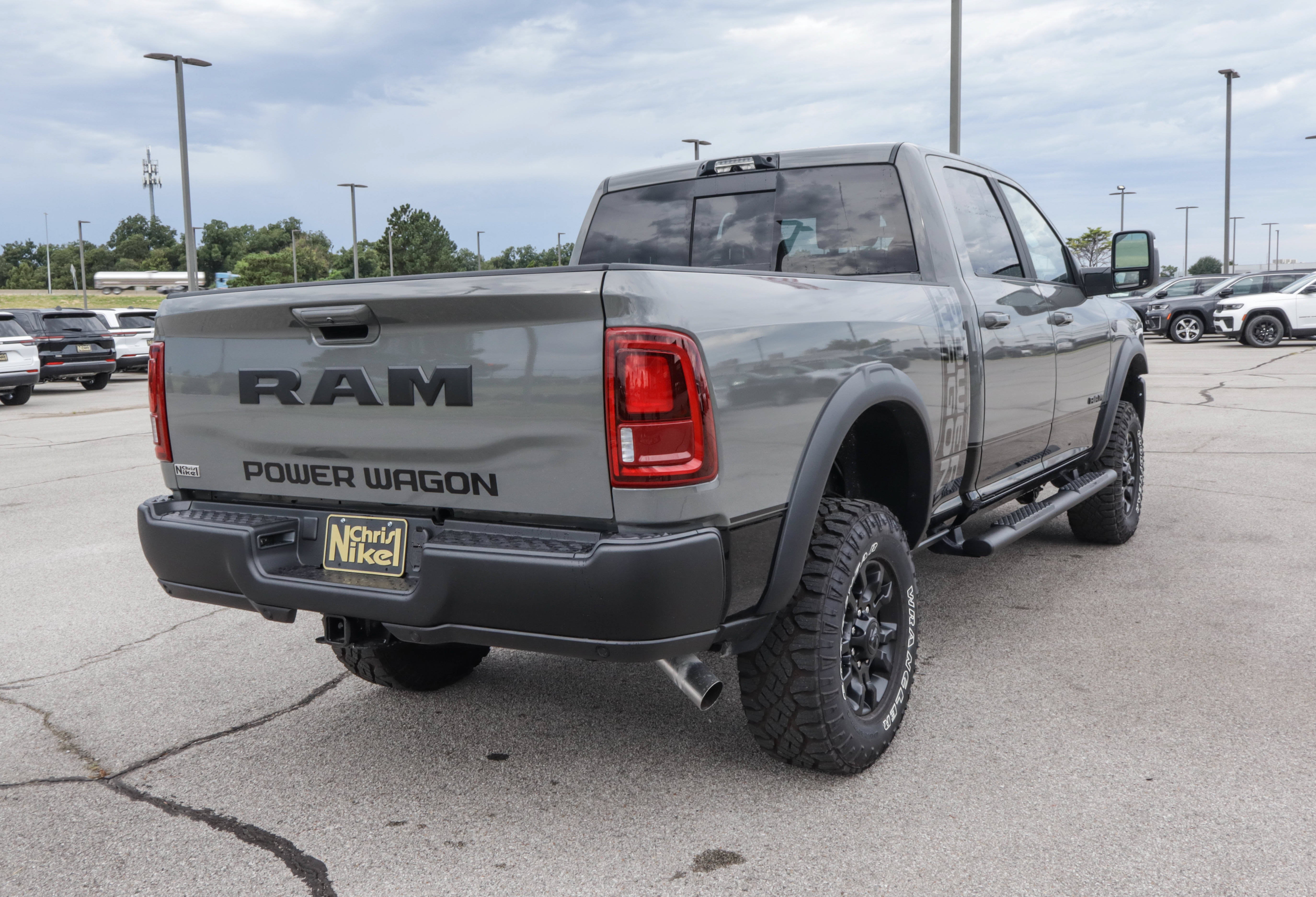 2027 RAM 2500 Power Wagon Hemi 4x4 Crew Cab 6'4 Box
