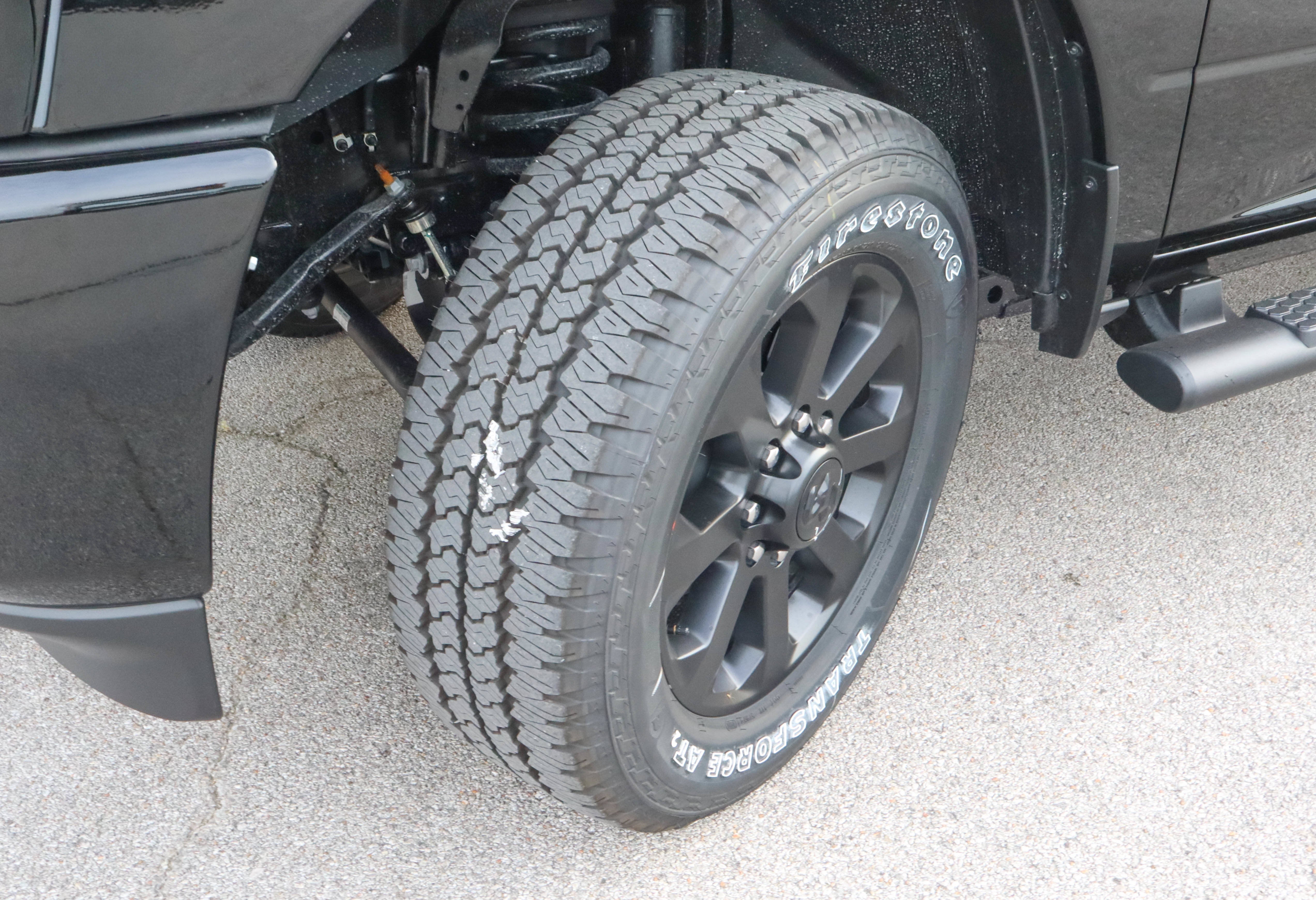 2026 RAM 2500 Black Express 4x4 Crew Cab 6'4 Box