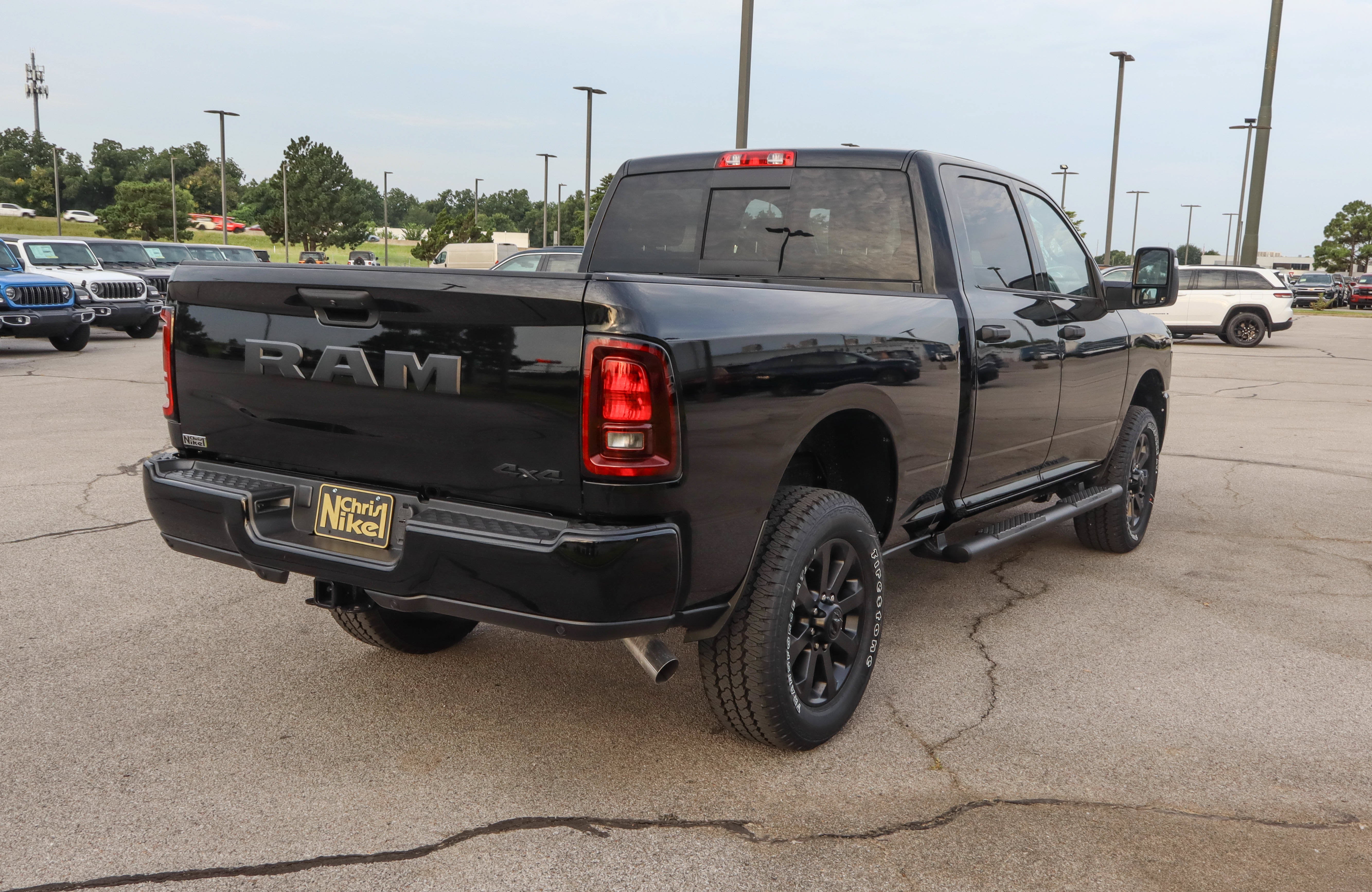 2026 RAM 2500 Black Express 4x4 Crew Cab 6'4 Box