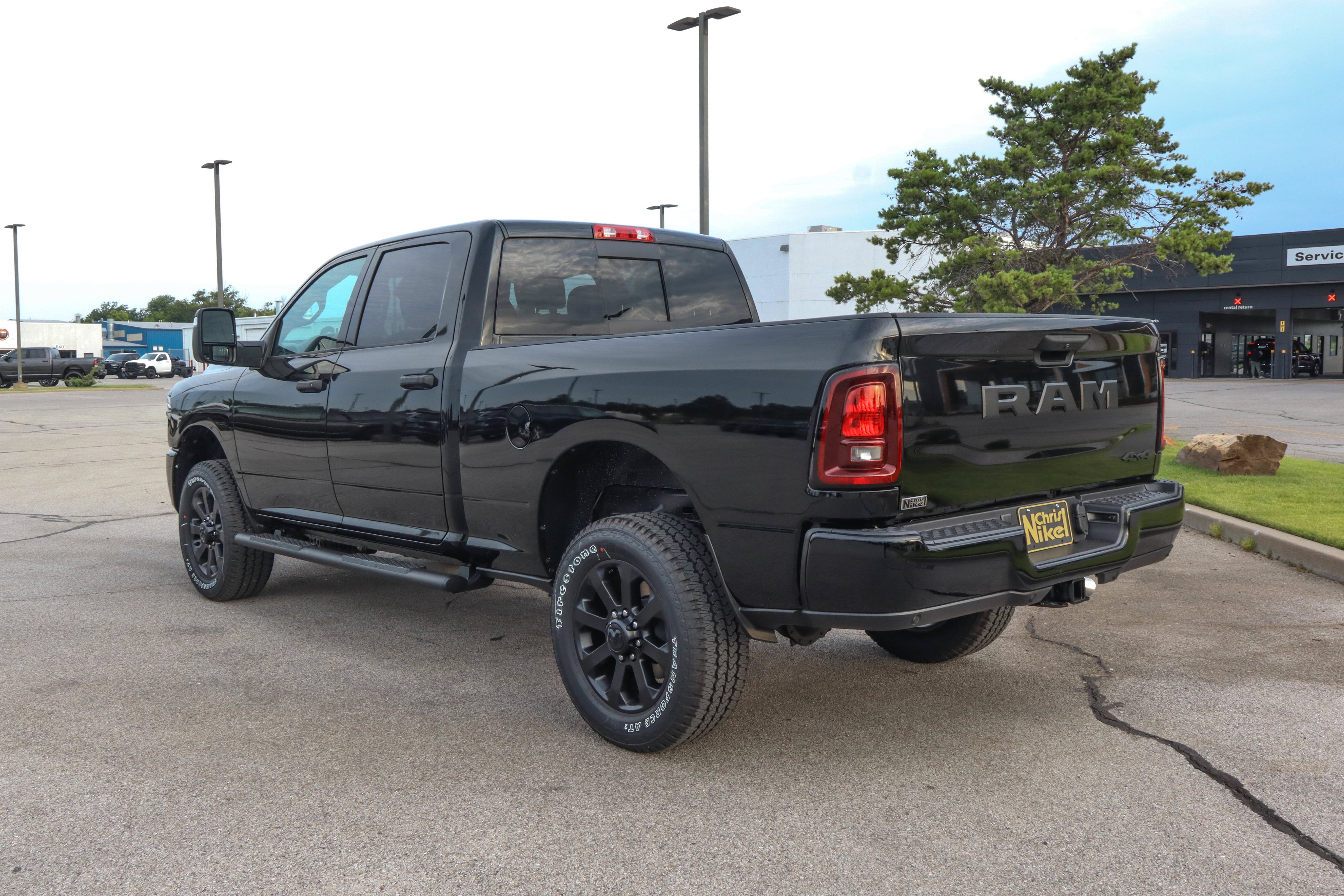 2026 RAM 2500 Black Express 4x4 Crew Cab 6'4 Box