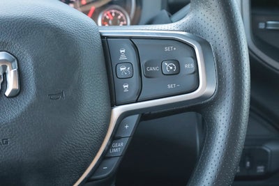 2027 RAM 2500 Tradesman 4x4 Crew Cab 6'4 Box