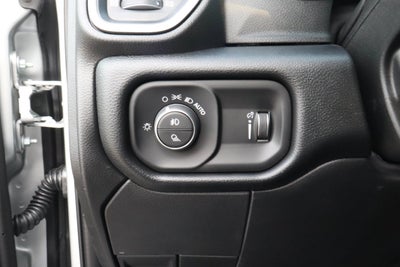 2026 RAM 2500 Black Express 4x4 Crew Cab 6'4 Box