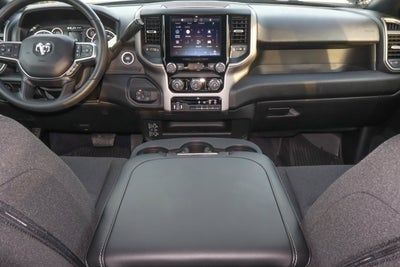 2026 RAM 2500 Black Express 4x4 Crew Cab 6'4 Box