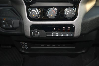 2026 RAM 2500 Black Express 4x4 Crew Cab 6'4 Box
