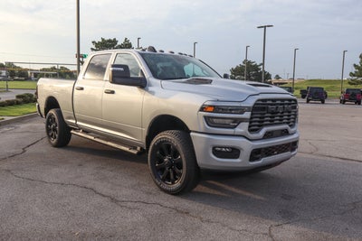 2026 RAM 2500 Black Express 4x4 Crew Cab 6'4 Box