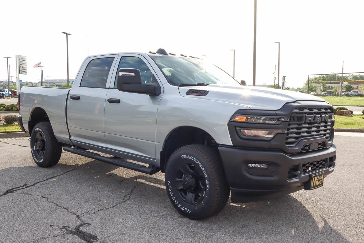 2026 RAM 2500 Tradesman 4x4 Crew Cab 6'4 Box