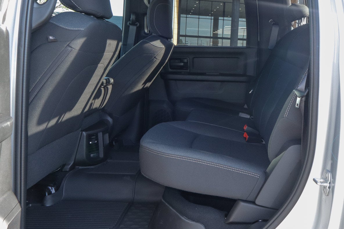 2026 RAM 2500 Black Express 4x4 Crew Cab 6'4 Box