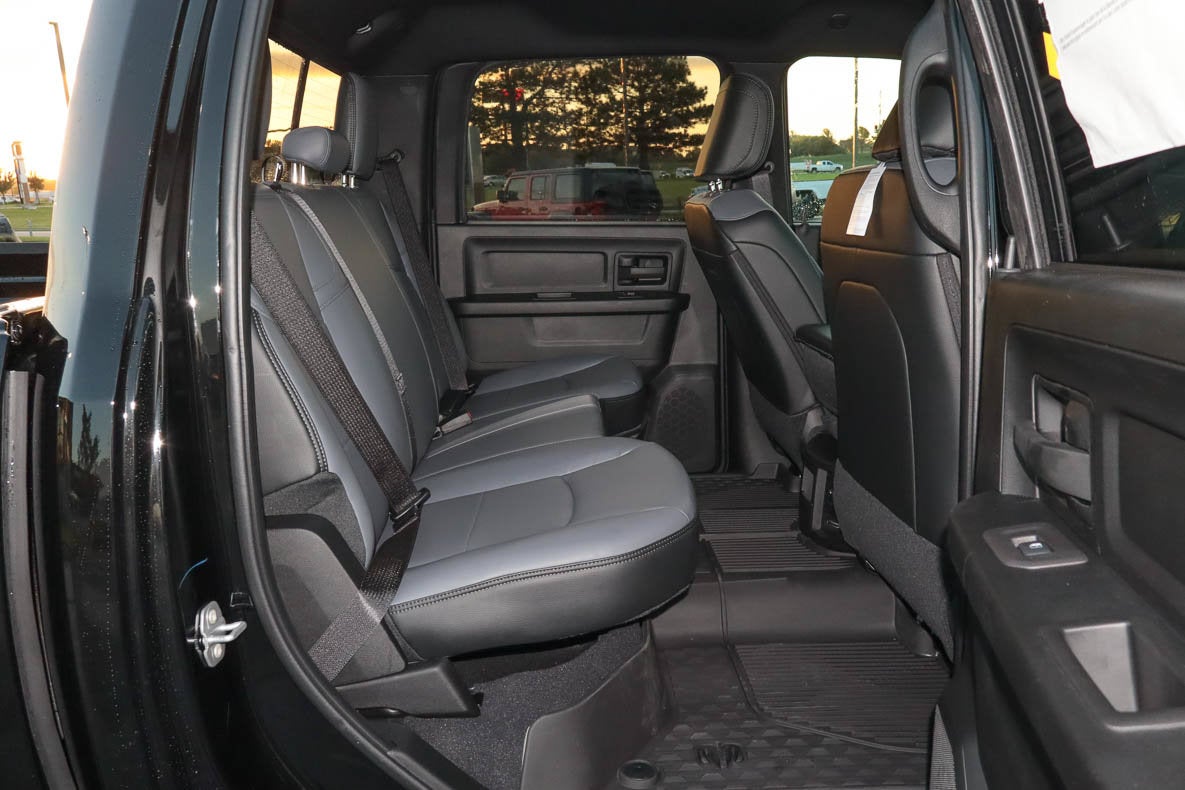 2027 RAM 2500 Tradesman 4x4 Crew Cab 6'4 Box
