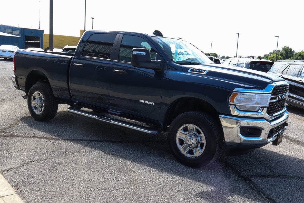 2024 RAM 2500 Big Horn 4x4 Crew Cab 6'4 Box