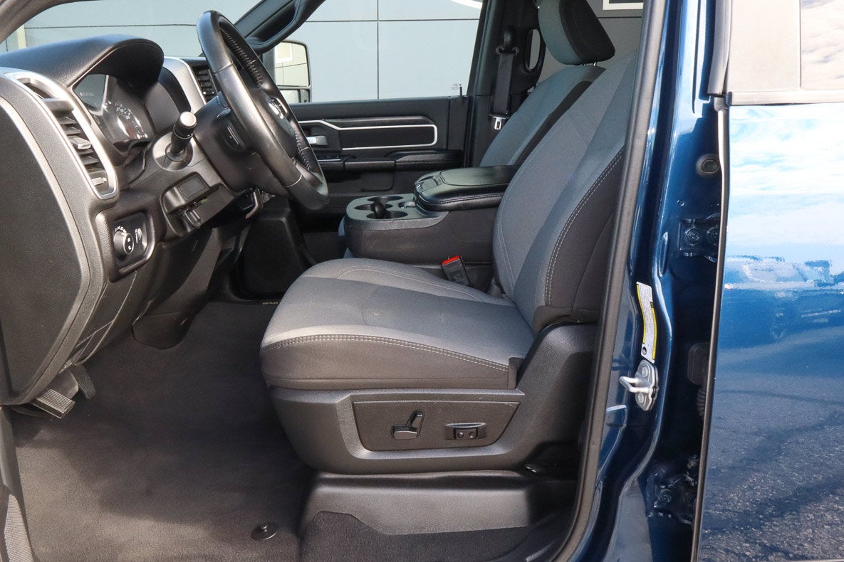 2024 RAM 2500 Big Horn 4x4 Crew Cab 6'4 Box