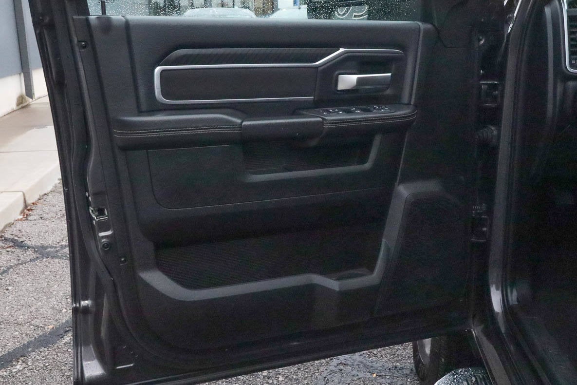 2026 RAM 2500 Big Horn 4x4 Crew Cab 6'4 Box