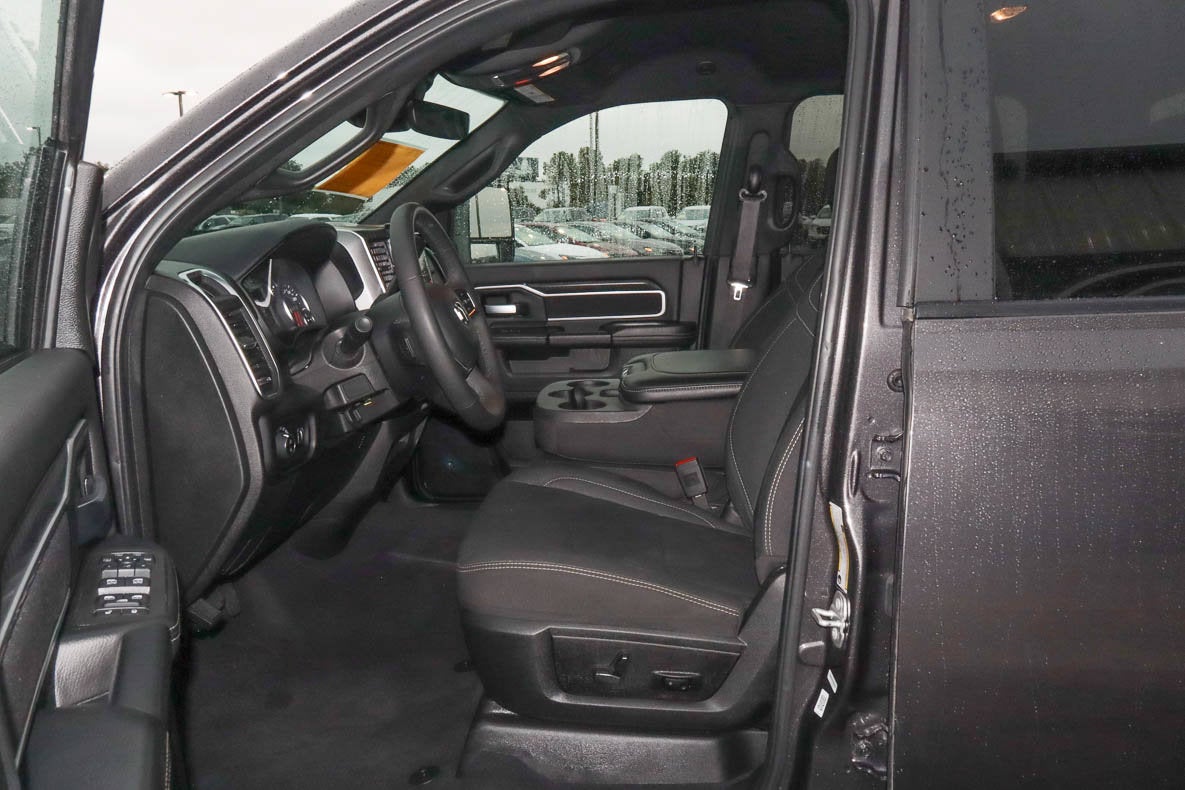 2026 RAM 2500 Big Horn 4x4 Crew Cab 6'4 Box