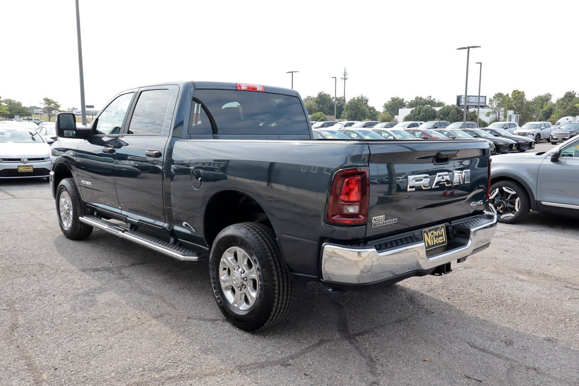 2026 RAM 2500 Big Horn 4x4 Crew Cab 6'4 Box