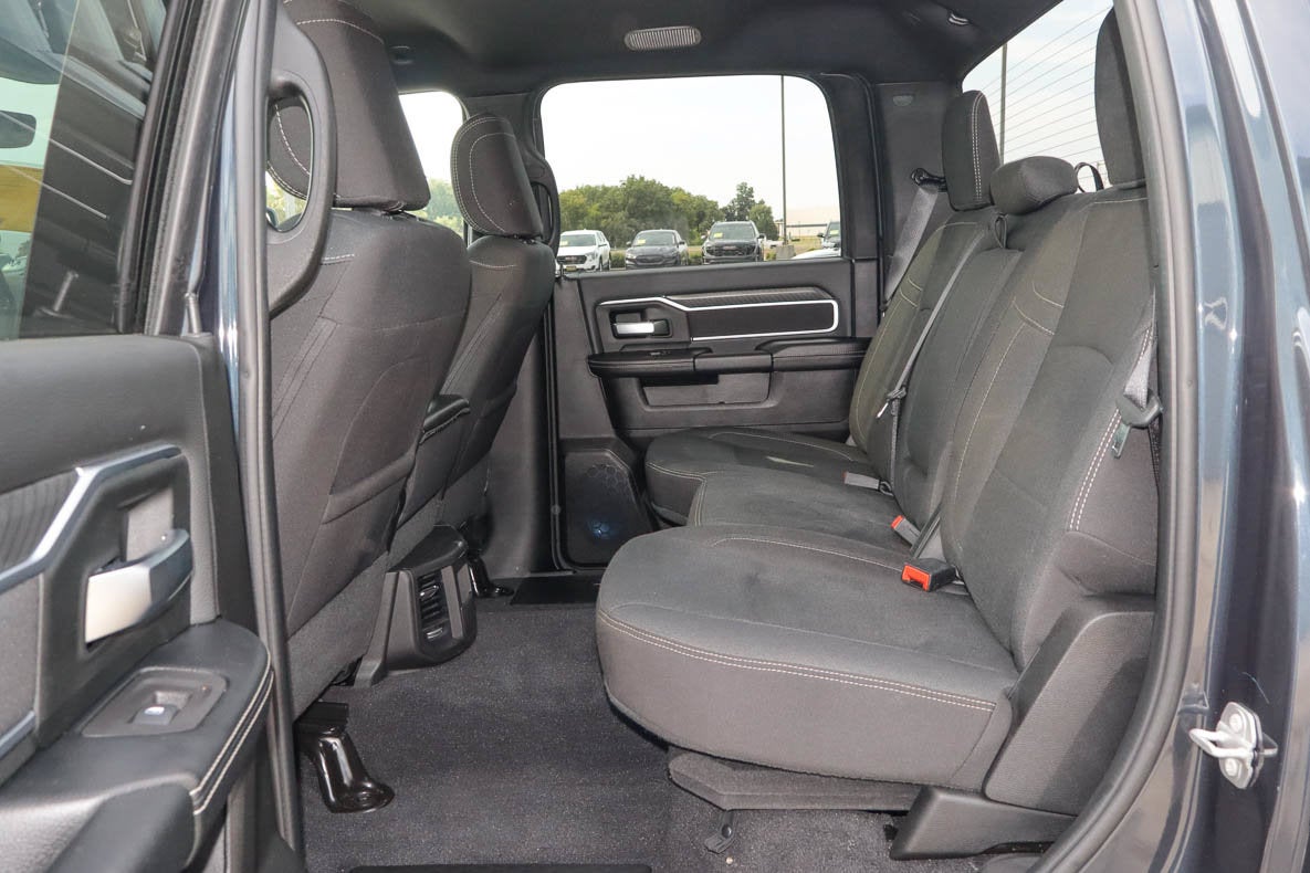 2026 RAM 2500 Big Horn 4x4 Crew Cab 6'4 Box