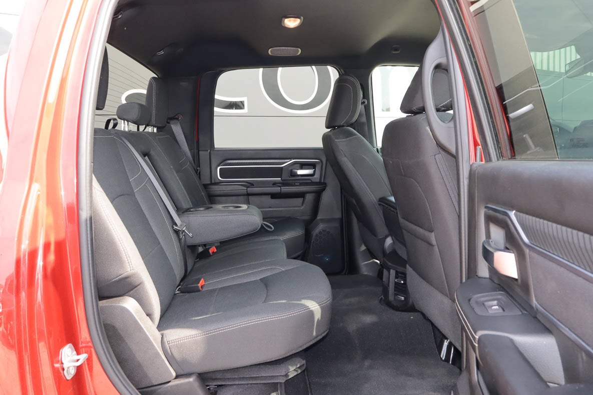2026 RAM 2500 Big Horn 4x4 Crew Cab 6'4 Box