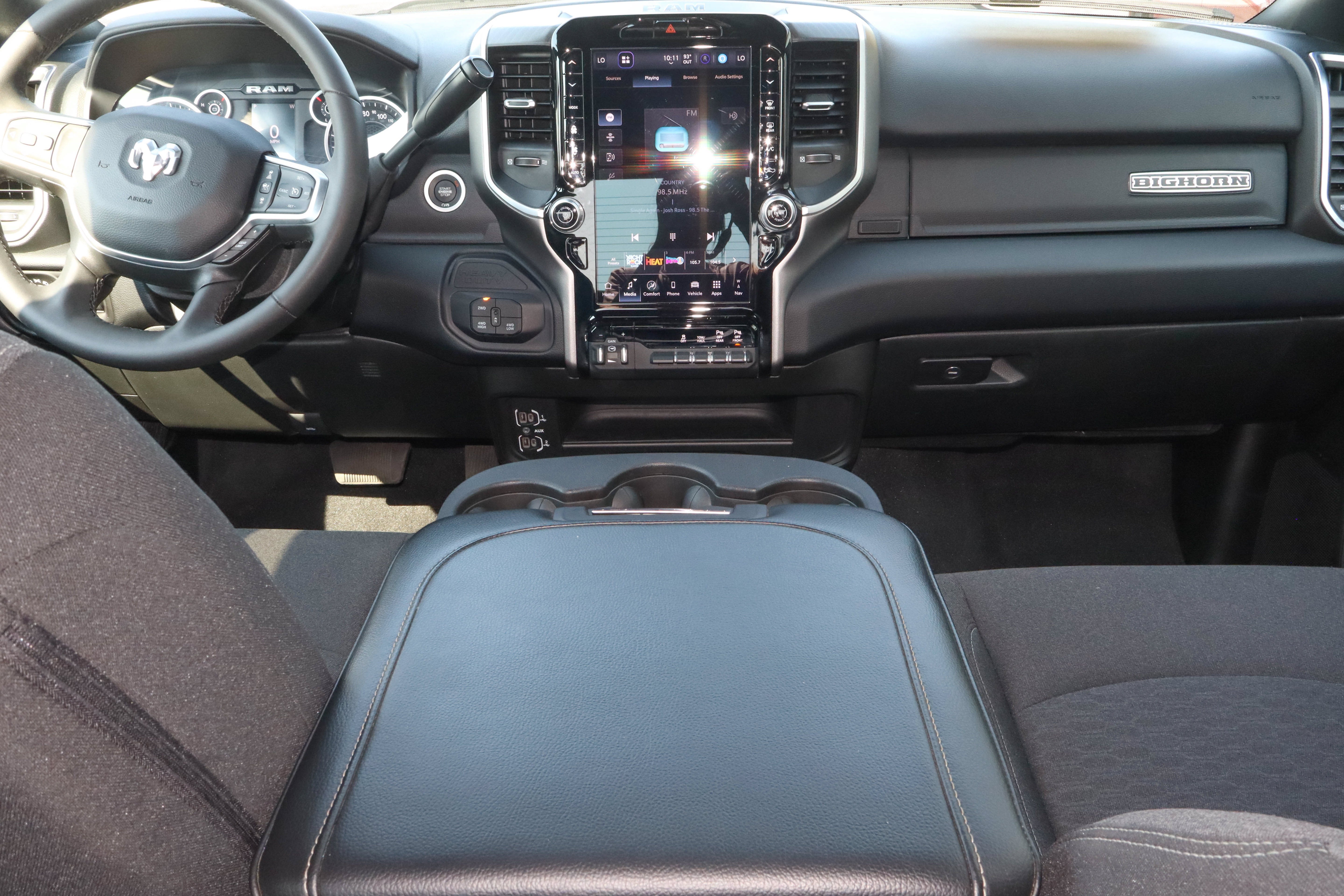 2026 RAM 2500 Big Horn 4x4 Crew Cab 6'4 Box