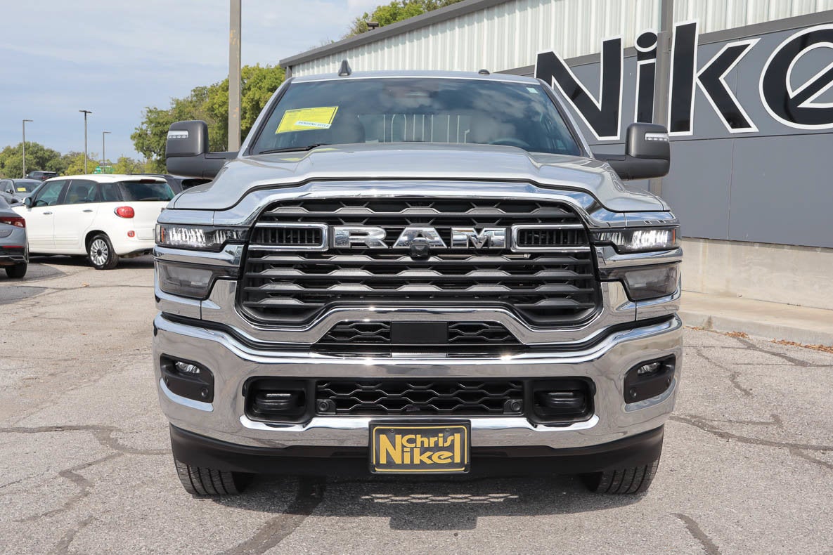 2026 RAM 2500 Big Horn 4x4 Crew Cab 6'4 Box