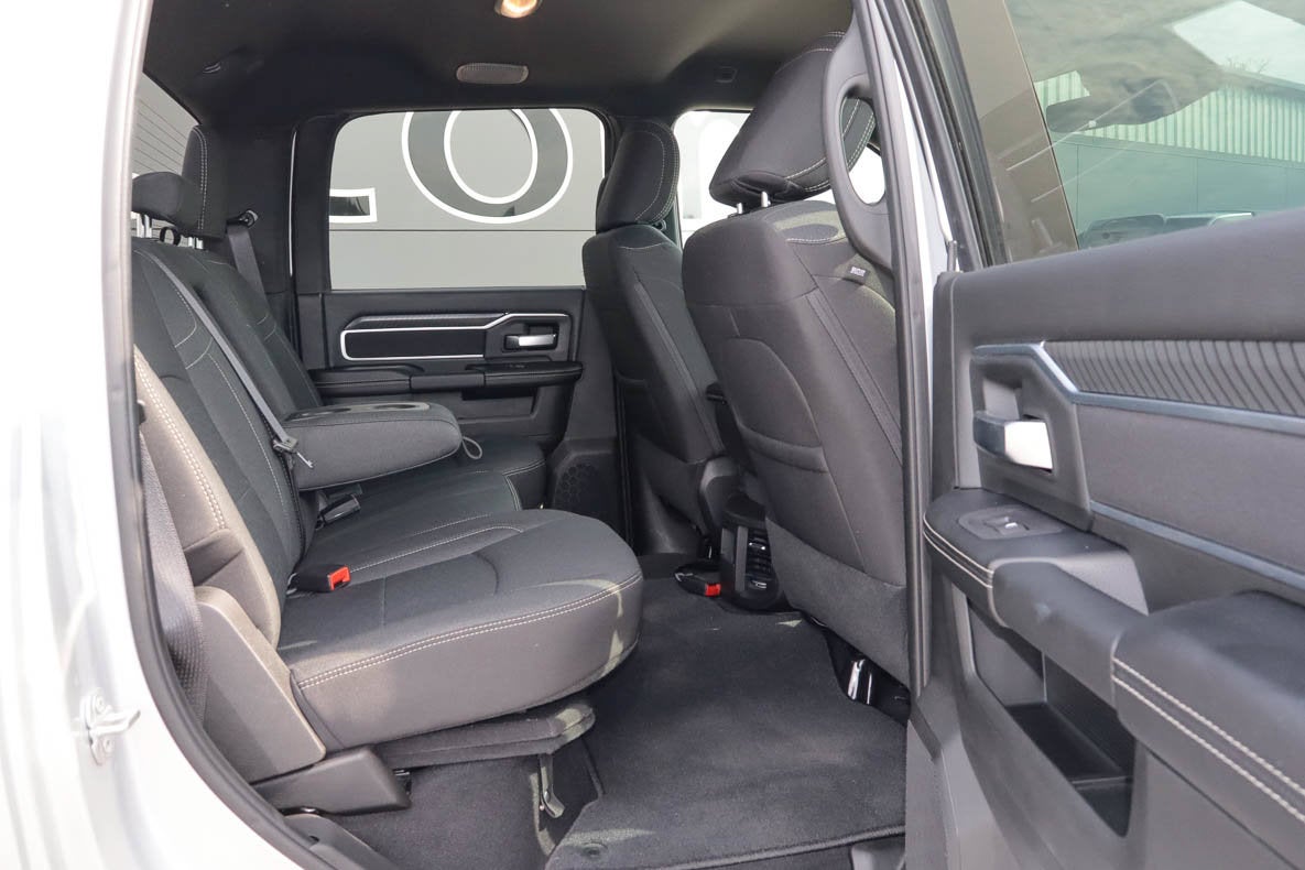 2026 RAM 2500 Big Horn 4x4 Crew Cab 6'4 Box