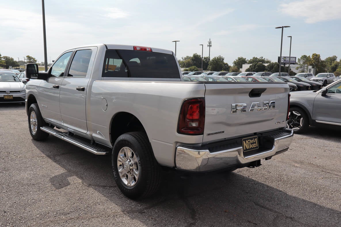 2026 RAM 2500 Big Horn 4x4 Crew Cab 6'4 Box
