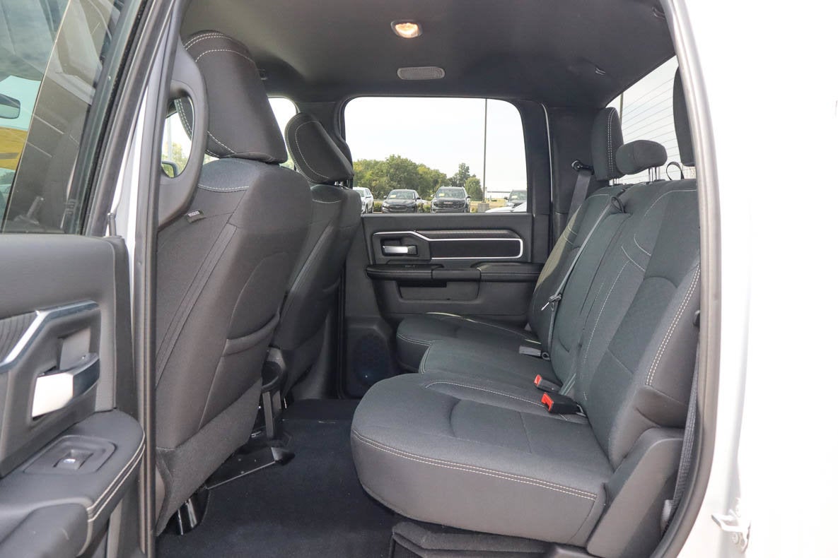 2026 RAM 2500 Big Horn 4x4 Crew Cab 6'4 Box