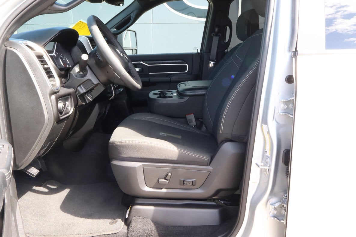 2026 RAM 2500 Big Horn 4x4 Crew Cab 6'4 Box