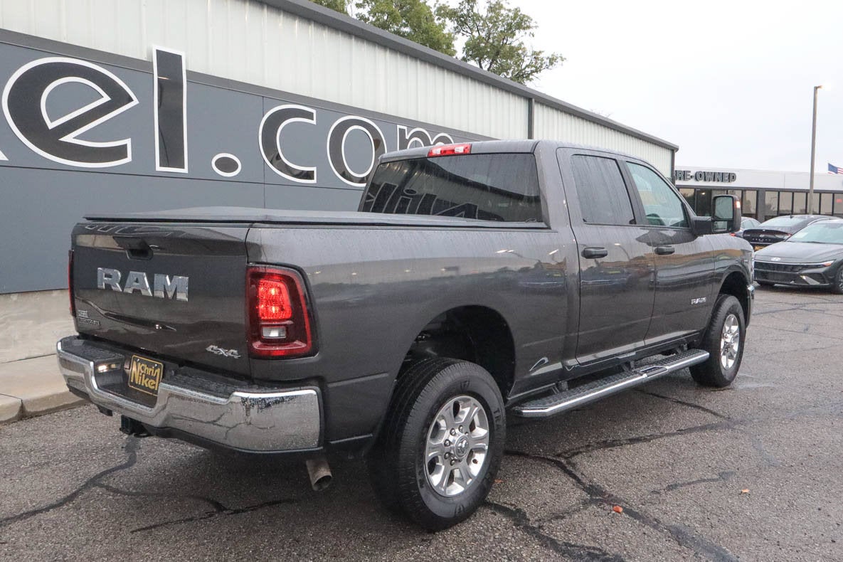 2026 RAM 2500 Big Horn 4x4 Crew Cab 6'4 Box